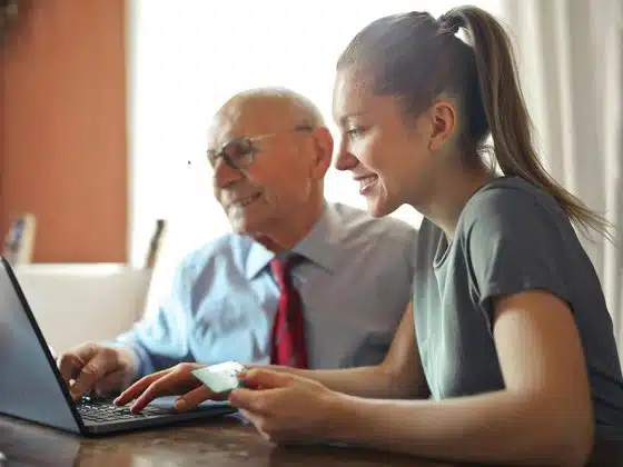 couple-socializing-in-memory-care